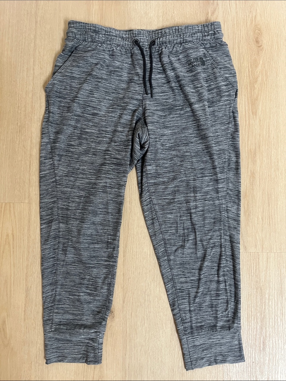 The North Face Capri Jogger Sweatpants in Heather Gray Women's Medium - Picture 1 of 7
